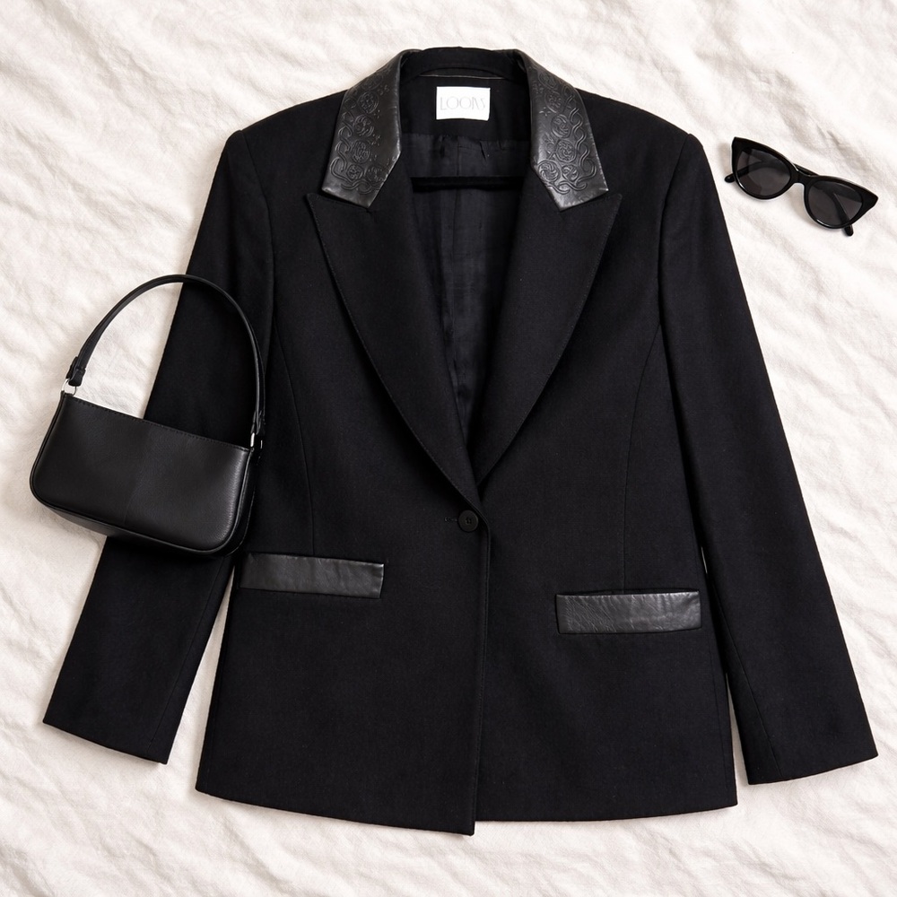 Vintage Looks Black Wool Blazer Embossed Trim Statement Tailored Jacket Size 8
